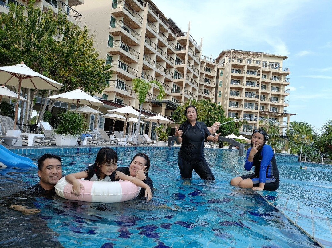 Royal Phala Cliff Beach Resort主图