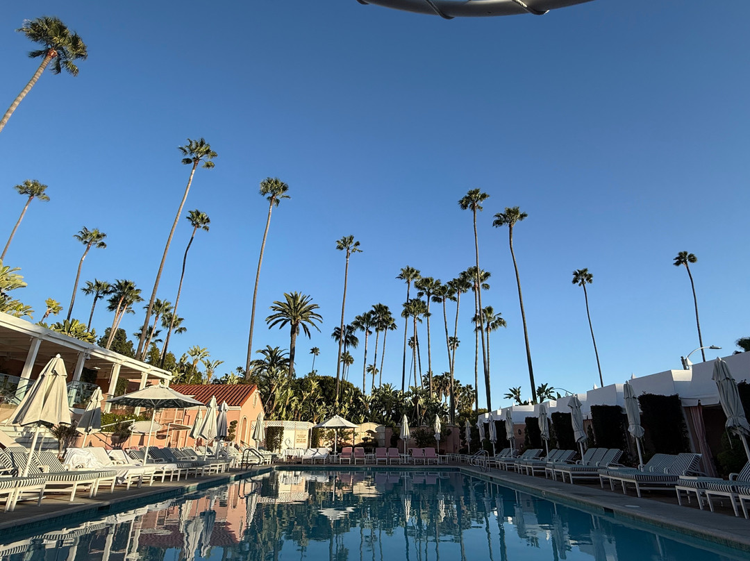 比佛利山酒店主图