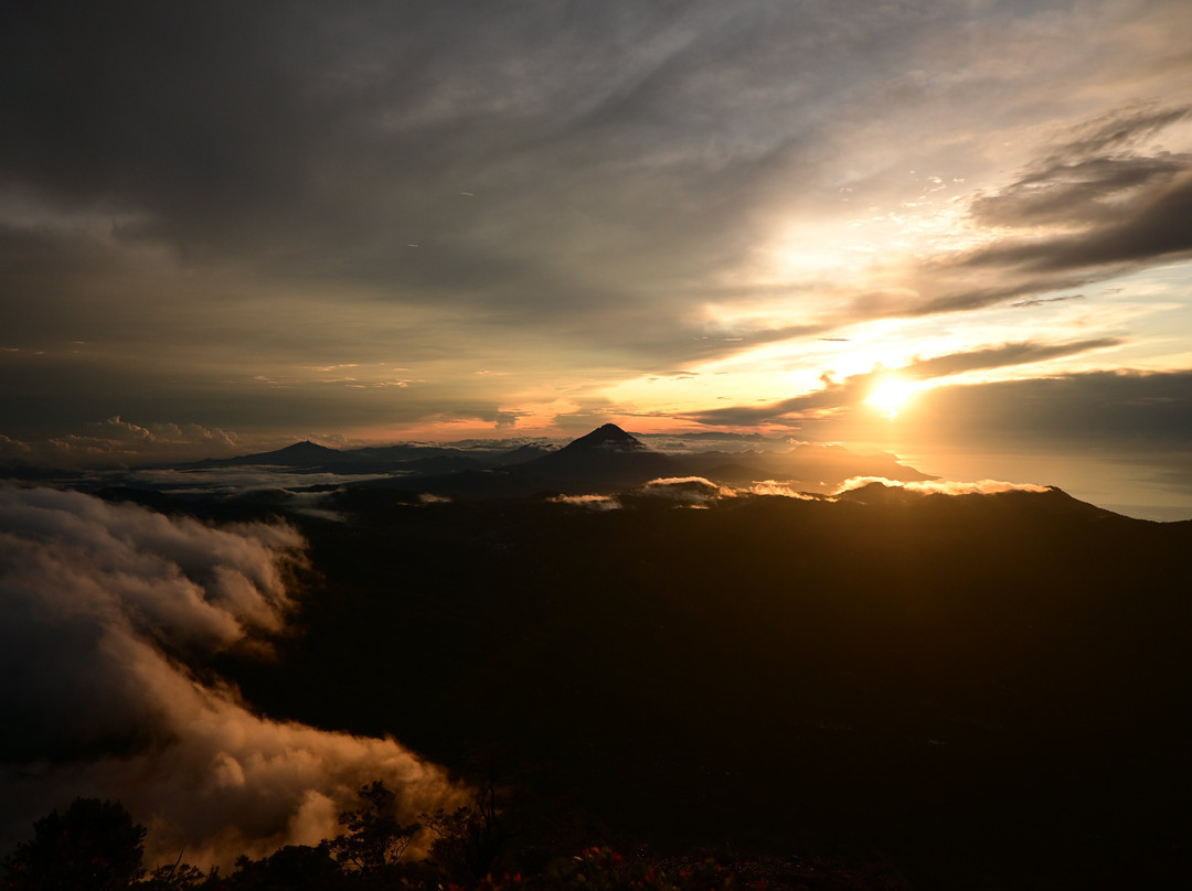 Mount Inerie Peak景点图片
