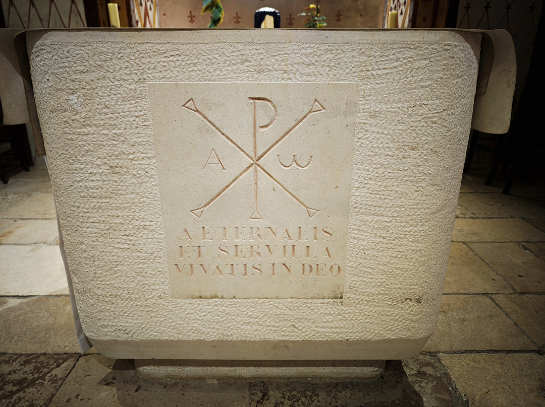 L'Eglise Saint-Gervais-et-Saint-Protais-Civaux必去景点