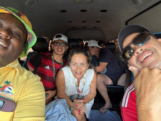 Arnold's Adventure Tours JA-蒙特戈贝必去景点