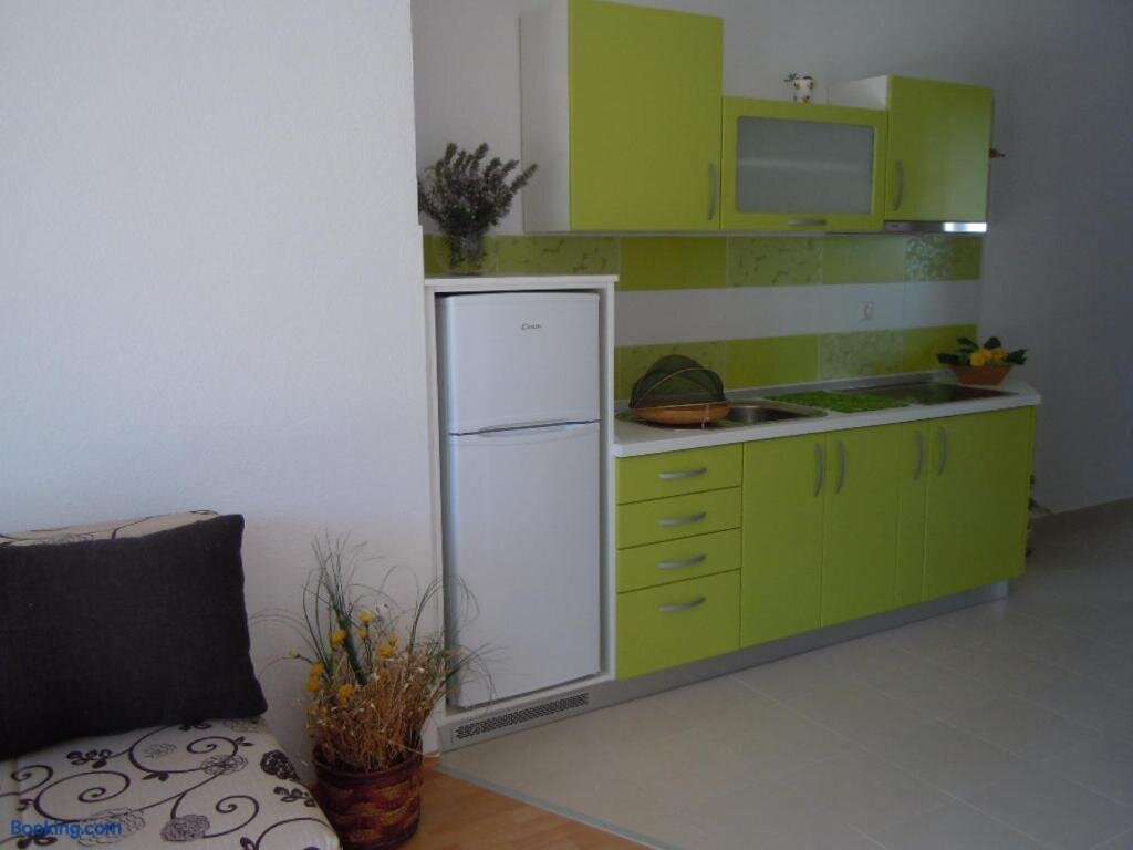Apartments Tri Sestrice