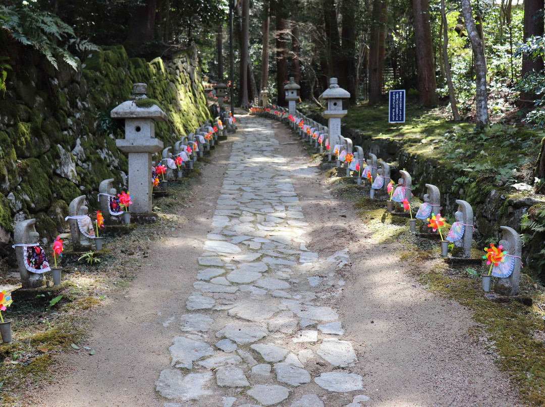 Kongorin-ji Temple Sentaijizo-爱庄町必去景点