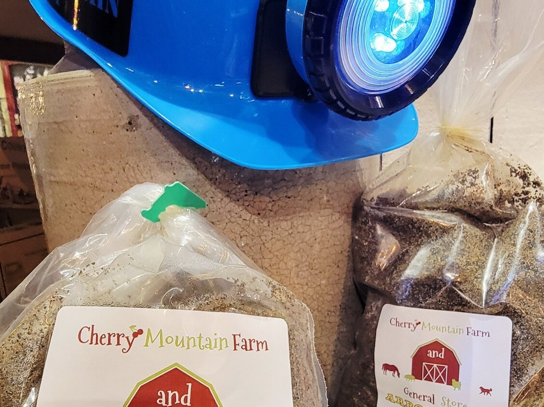 The General Store at Cherry Mountain Farm景点图片