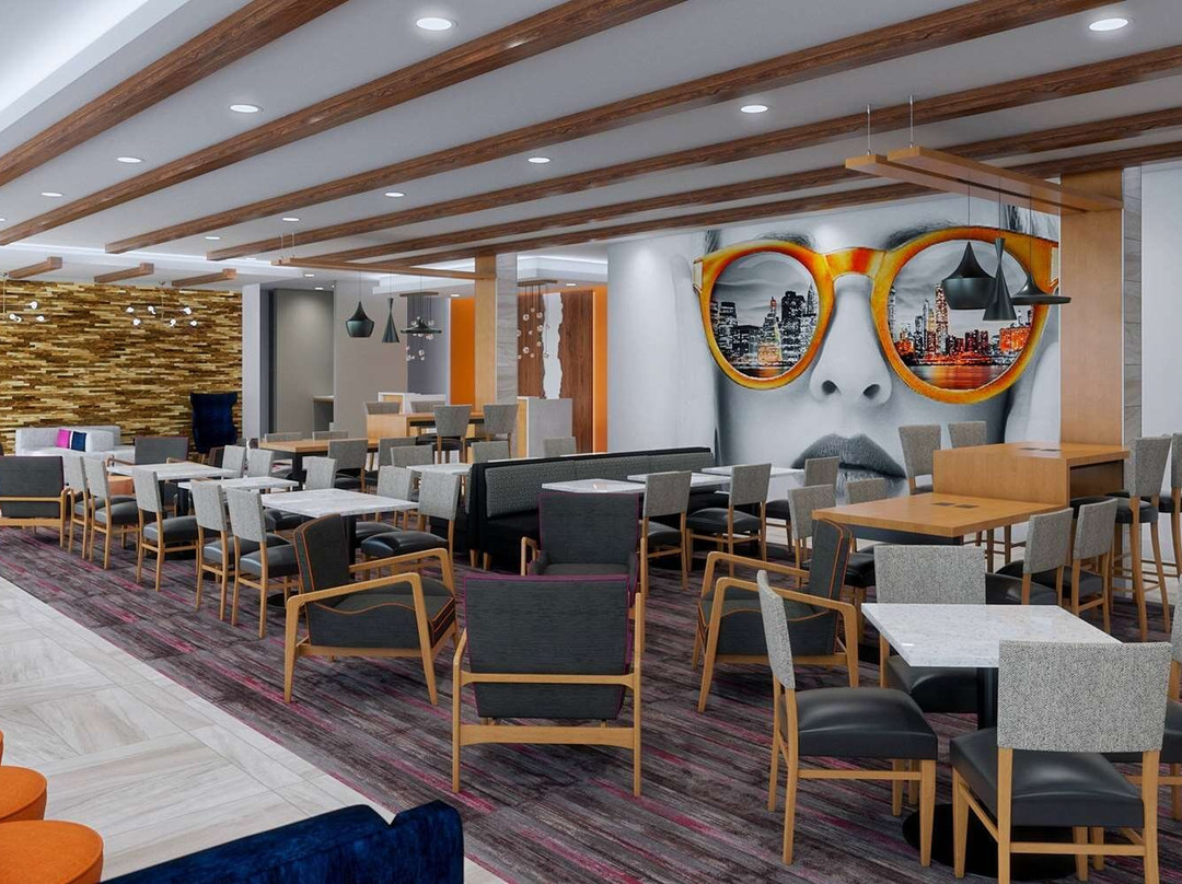 La Quinta Inn & Suites by Wyndham Mount Laurel / Moorestown