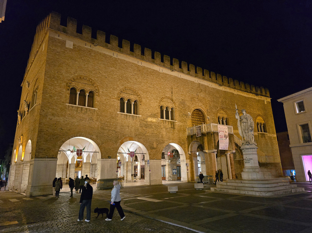 Piazza dei Signori-特雷维索必去景点