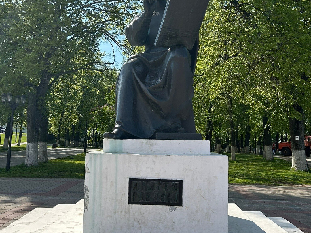 Andrey Rublev Statue-弗拉基米尔必去景点