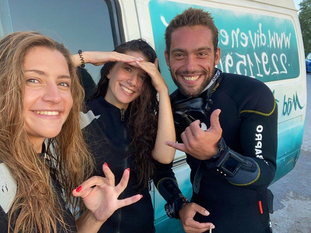 Diveness SCUBA Dive Center-Lagonisi必去景点