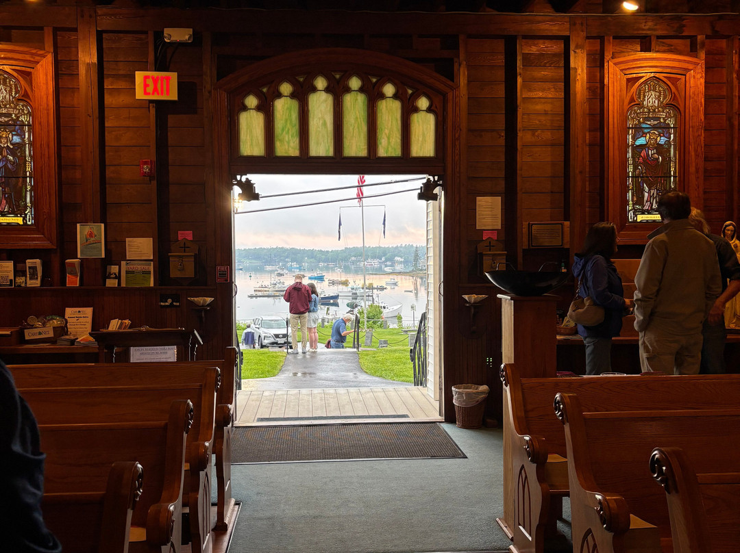 Our Lady Queen of Peace-布斯贝港必去景点