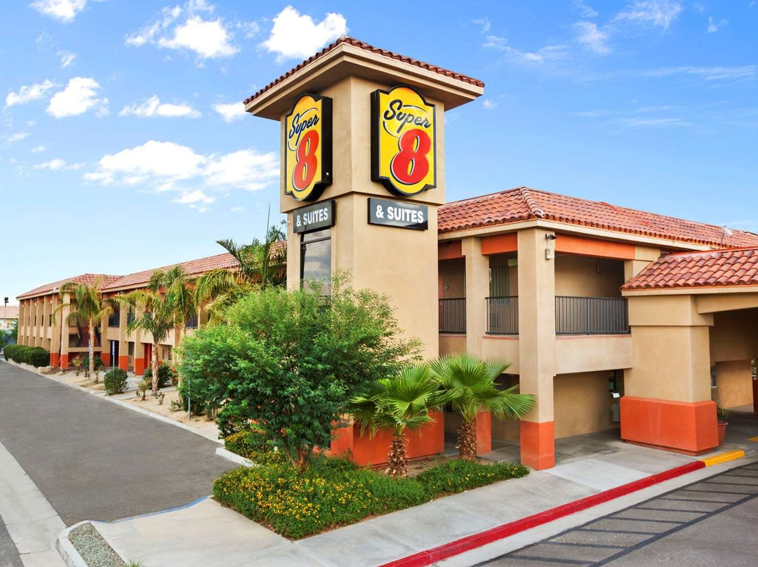 Super 8 by Wyndham Indio