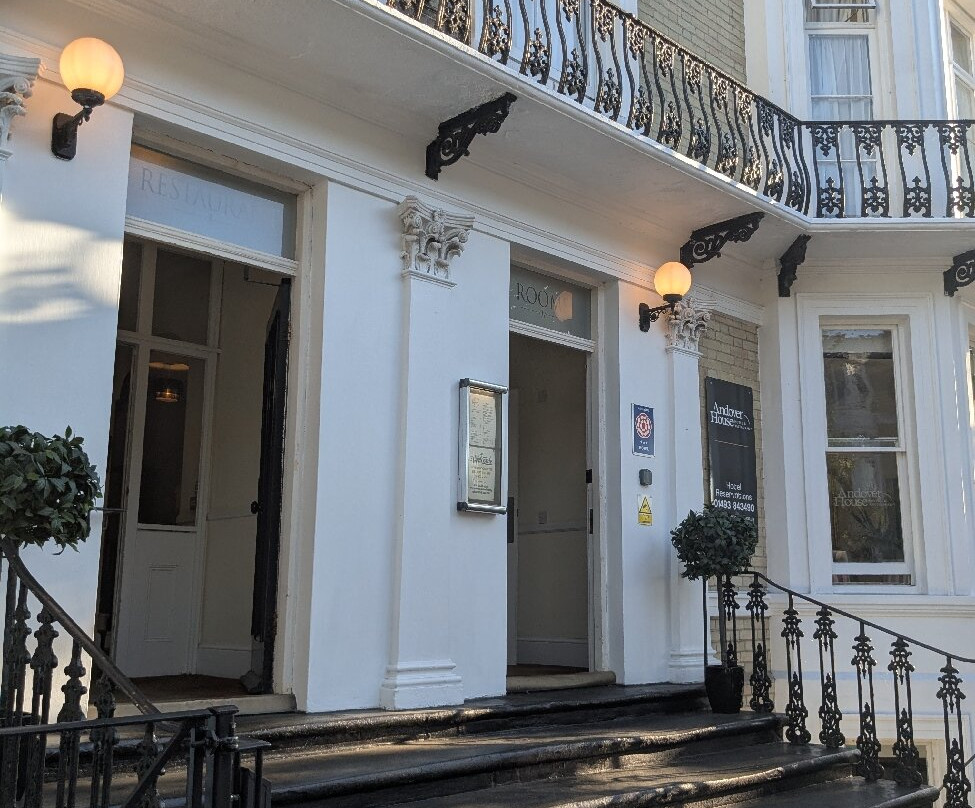 Andover House Hotel & Restaurant主图