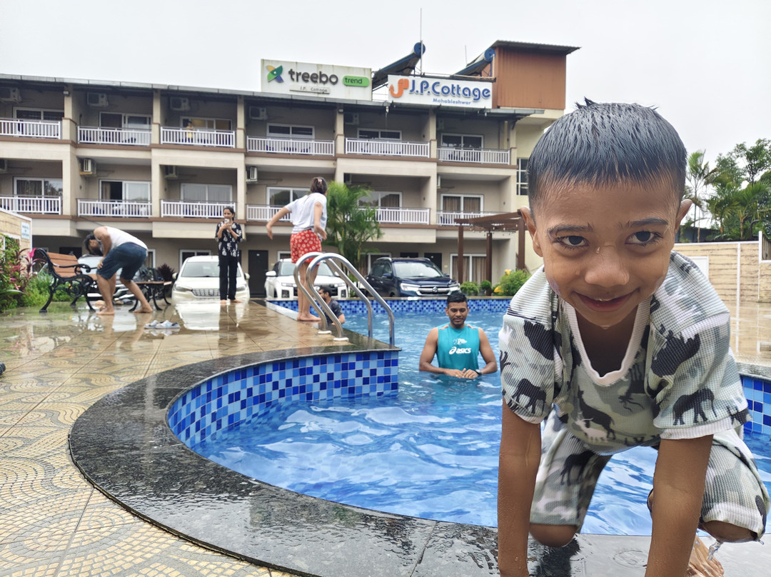 Treebo Jp Cottage主图