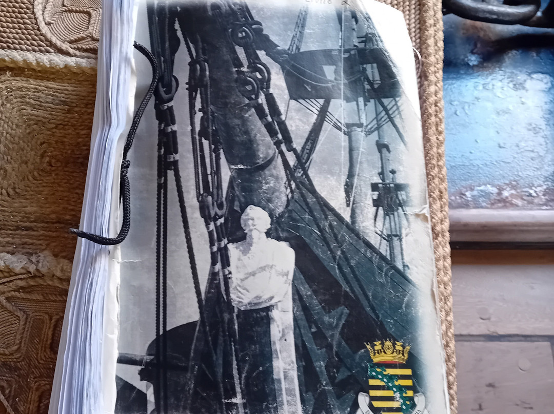 Fragata D. Fernando II e Gloria-阿尔马达必去景点