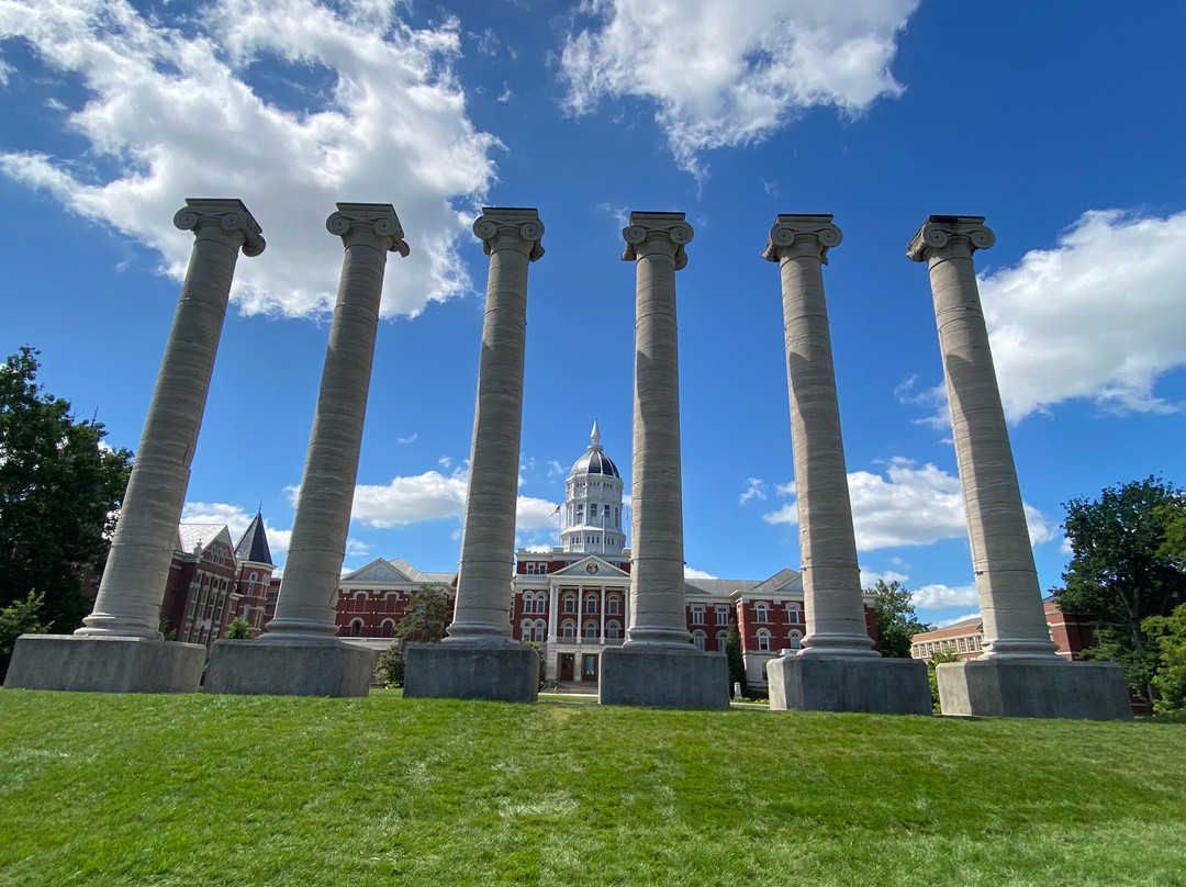 Francis Quadrangle-哥伦比亚市必去景点