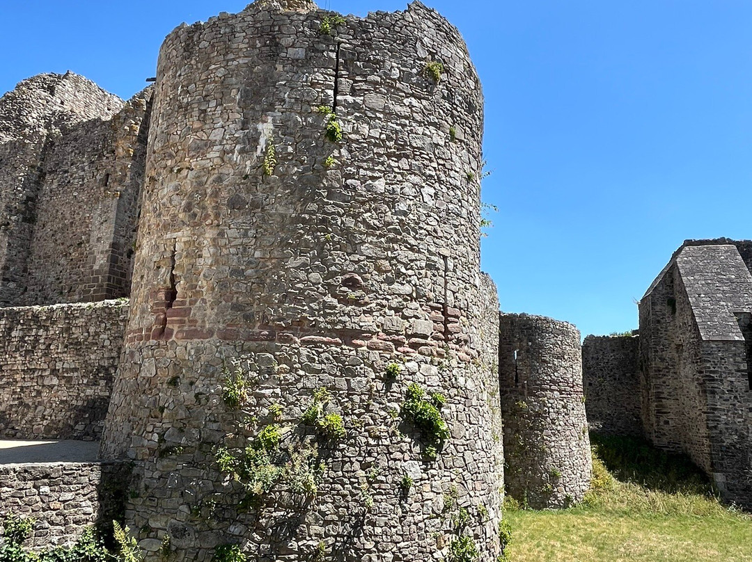 Chateau de Sainte-Suzanne-Sainte-Suzanne必去景点