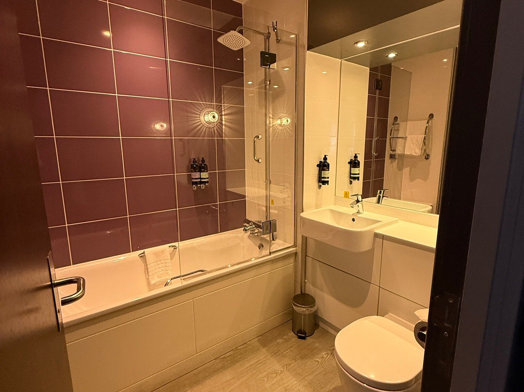 Premier Inn Tenby Town Centre主图