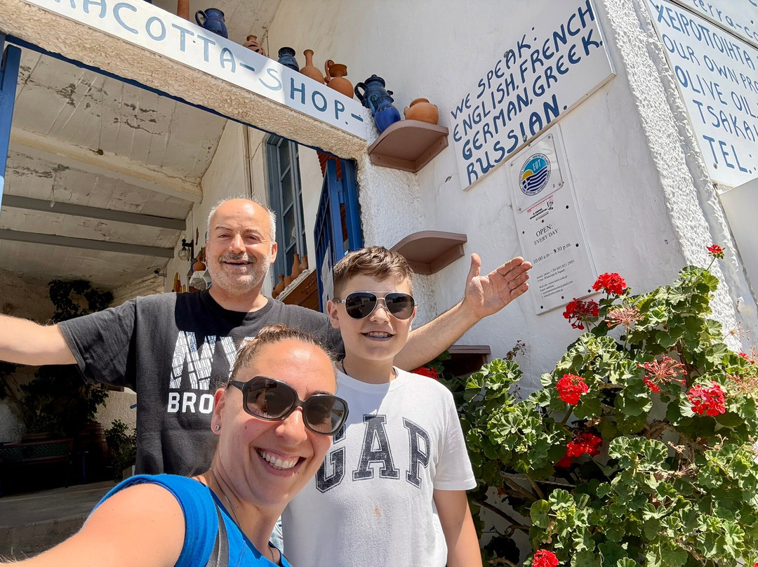 Terra-Cotta-Kournas必去景点