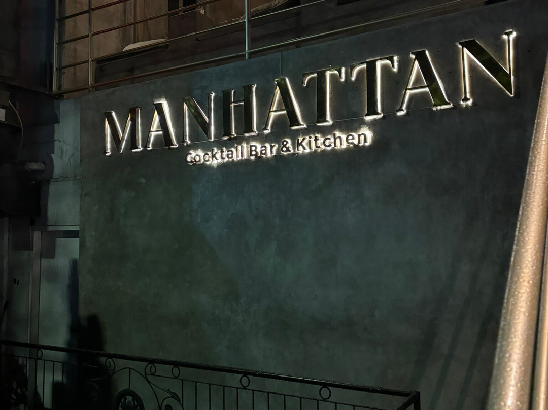 Manhattan Kitchen & Cocktail Bar