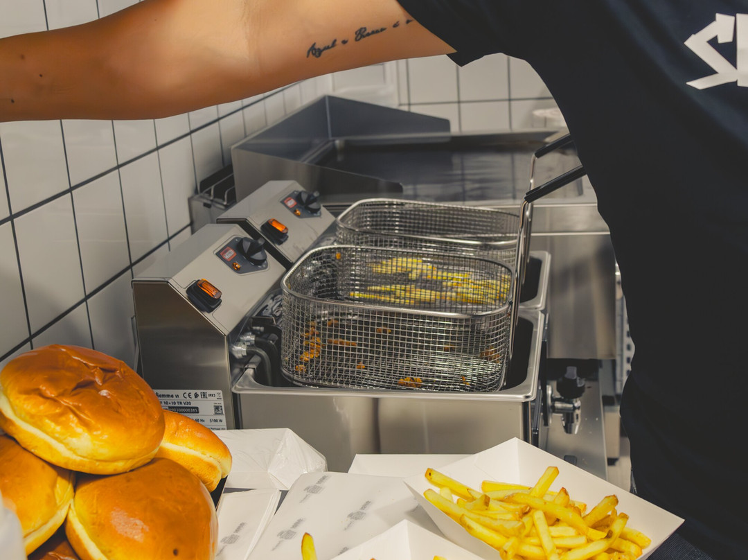 Smash, Cheeseburger Joint