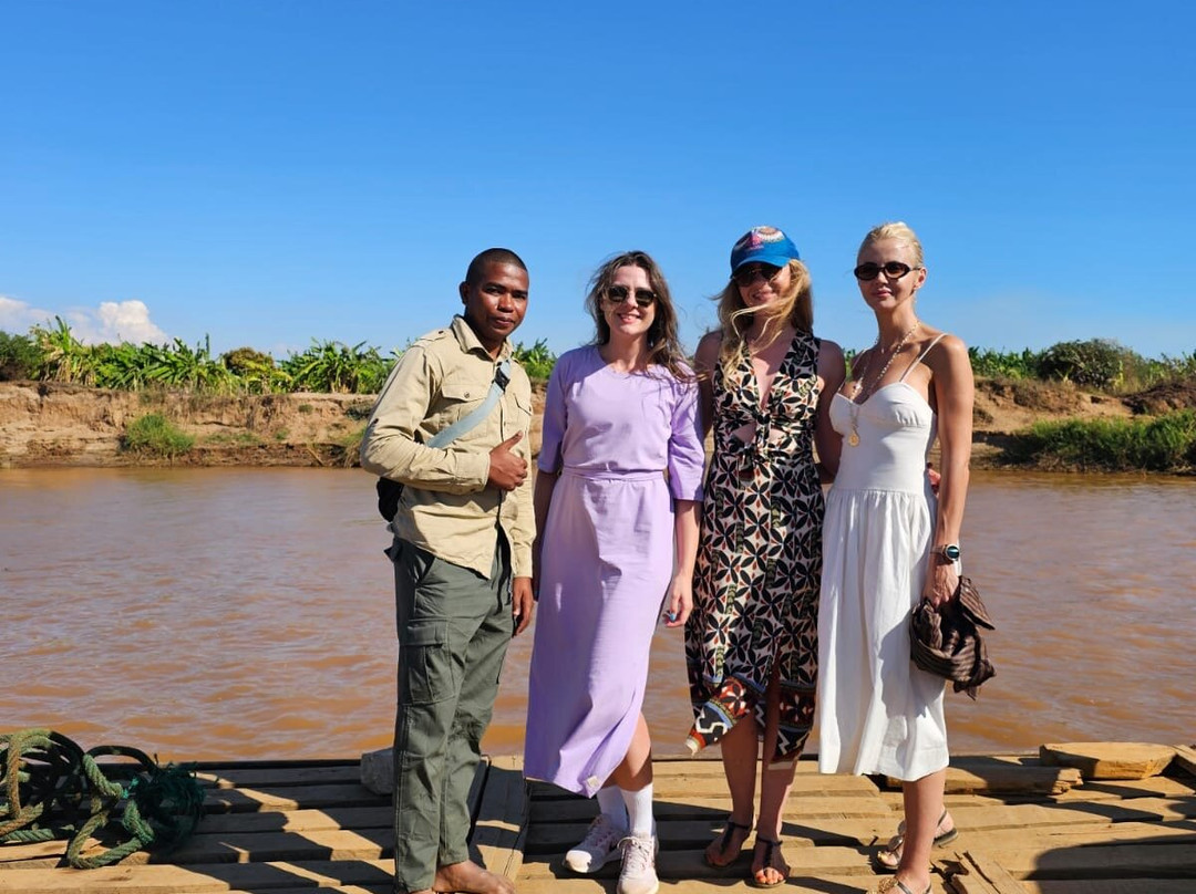 Tours in Madagascar-安齐拉贝必去景点