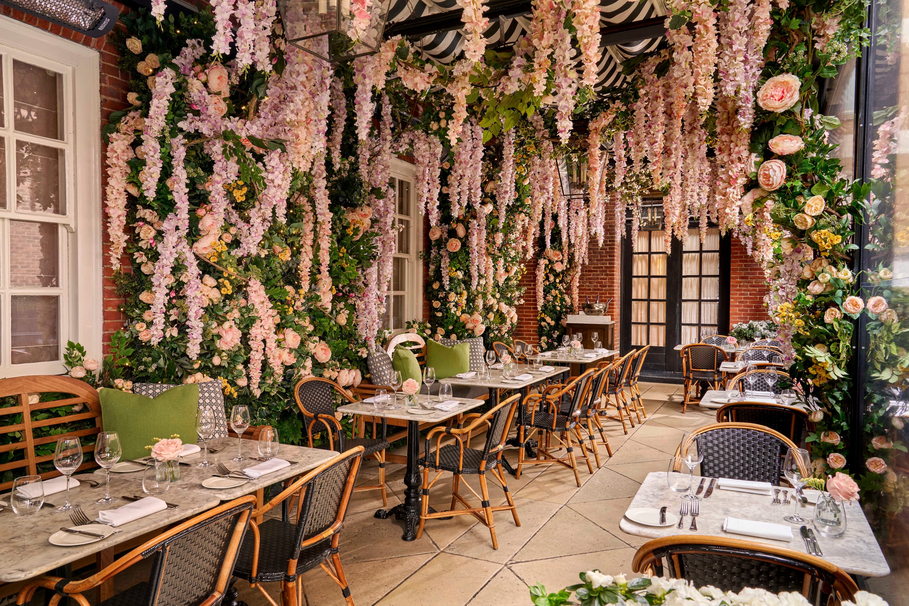 布卢姆斯伯里酒店-餐饮