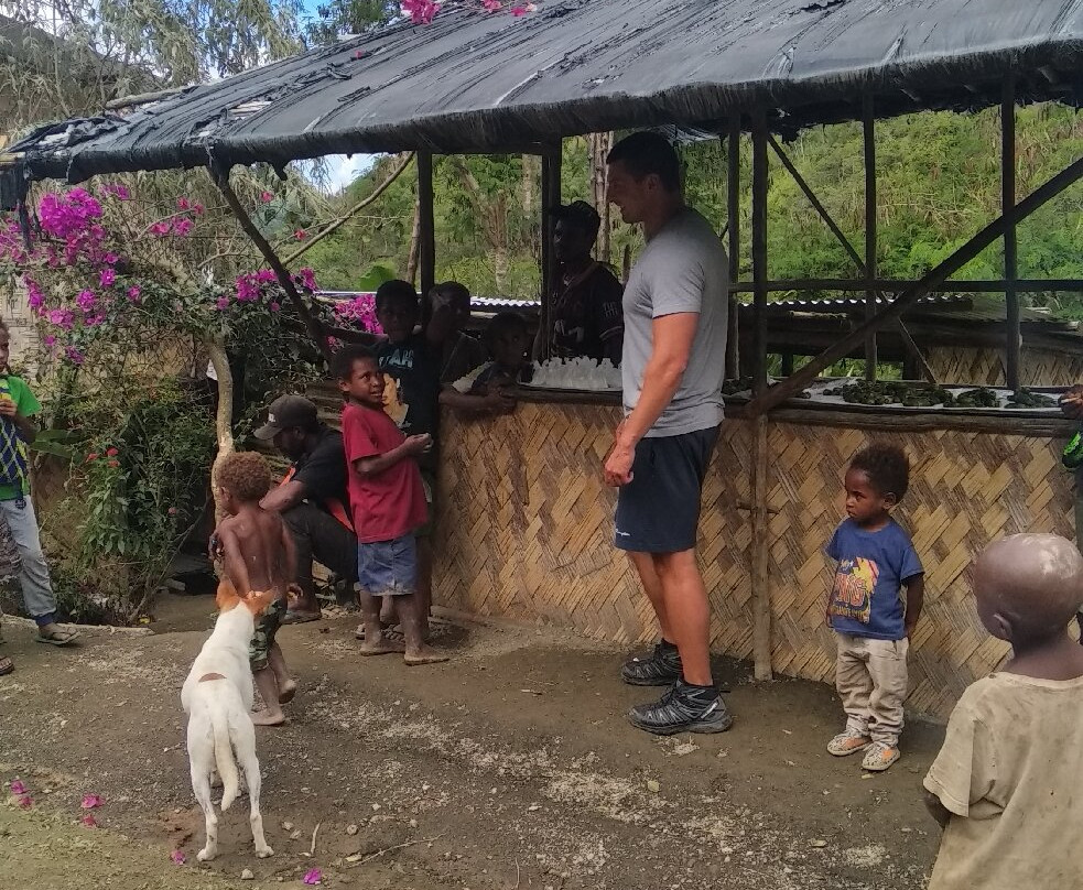 Papau New Guinea Famous Asaro Horosa Mudmen-Goroka必去景点