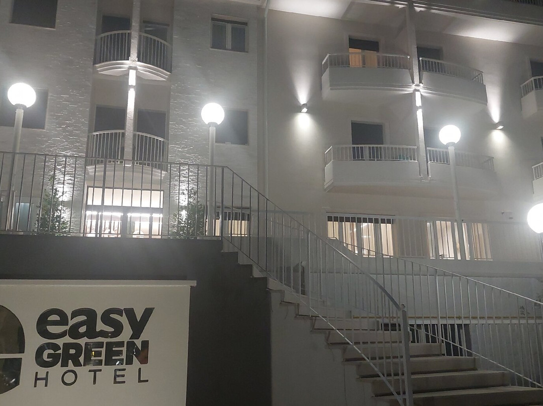 Easy Green Hotel