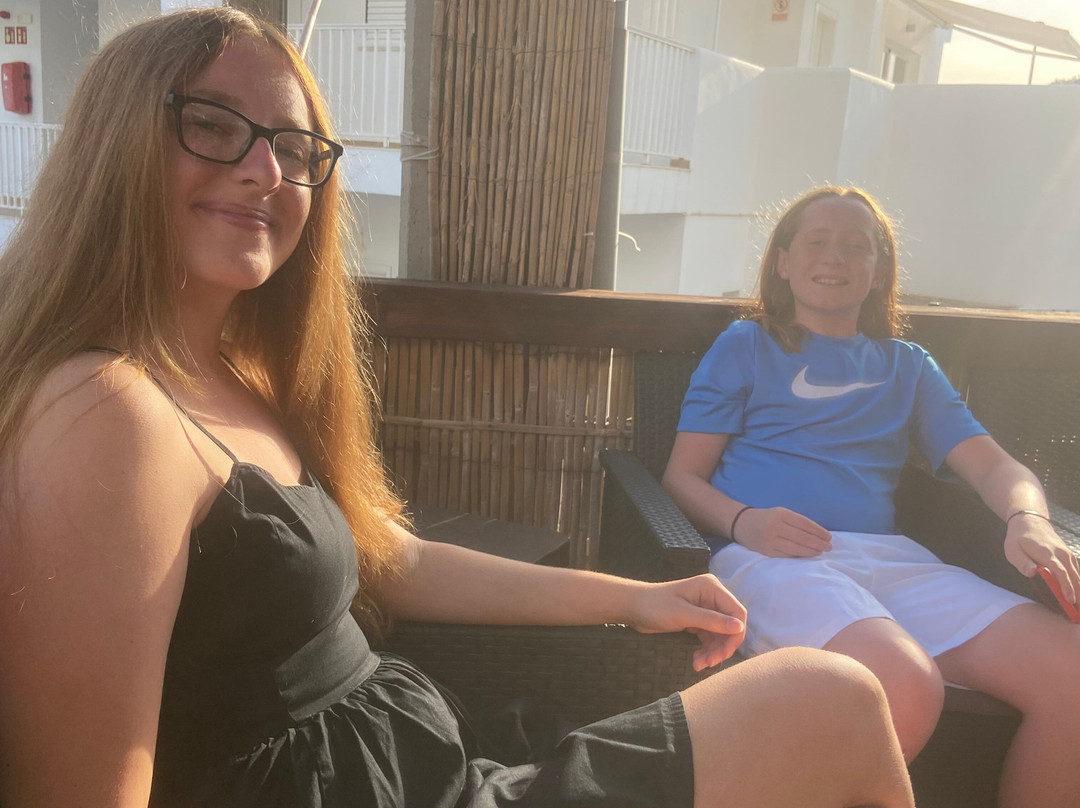 The Pirate Bar-Cala Llonga必去景点