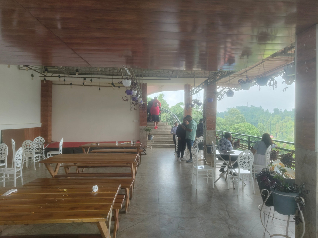 Mount Queens Hill Lake Resort & Spa主图