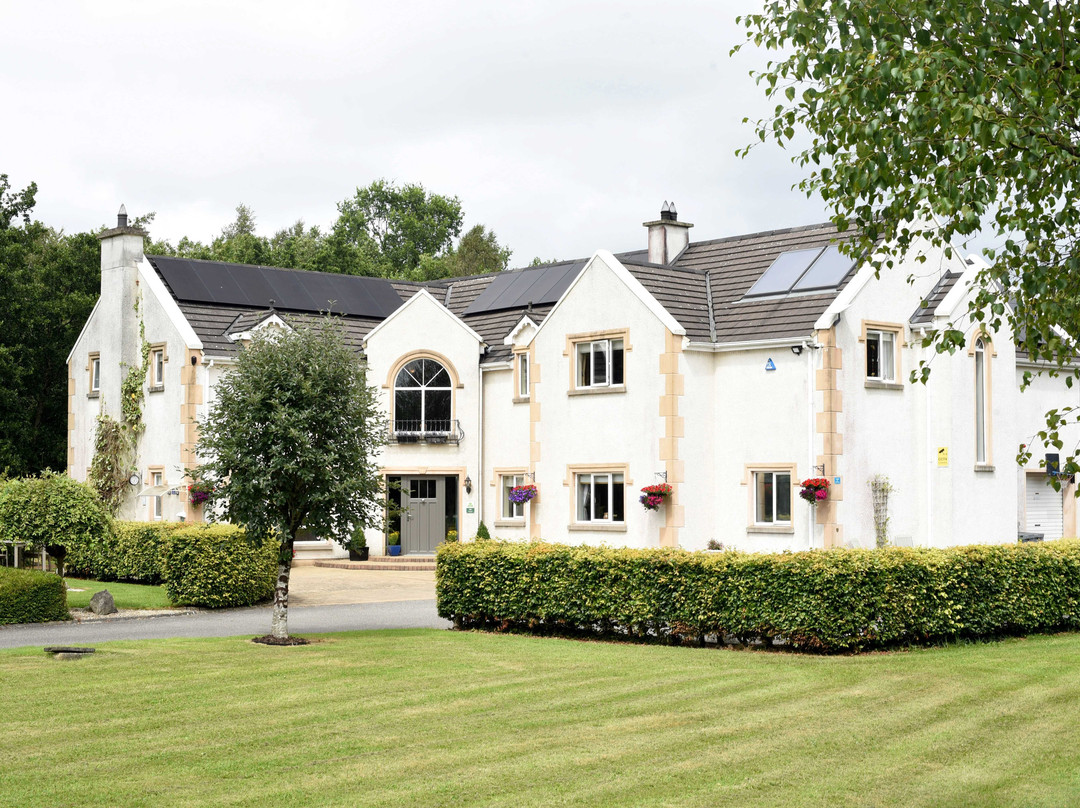 当杰名酒店主图