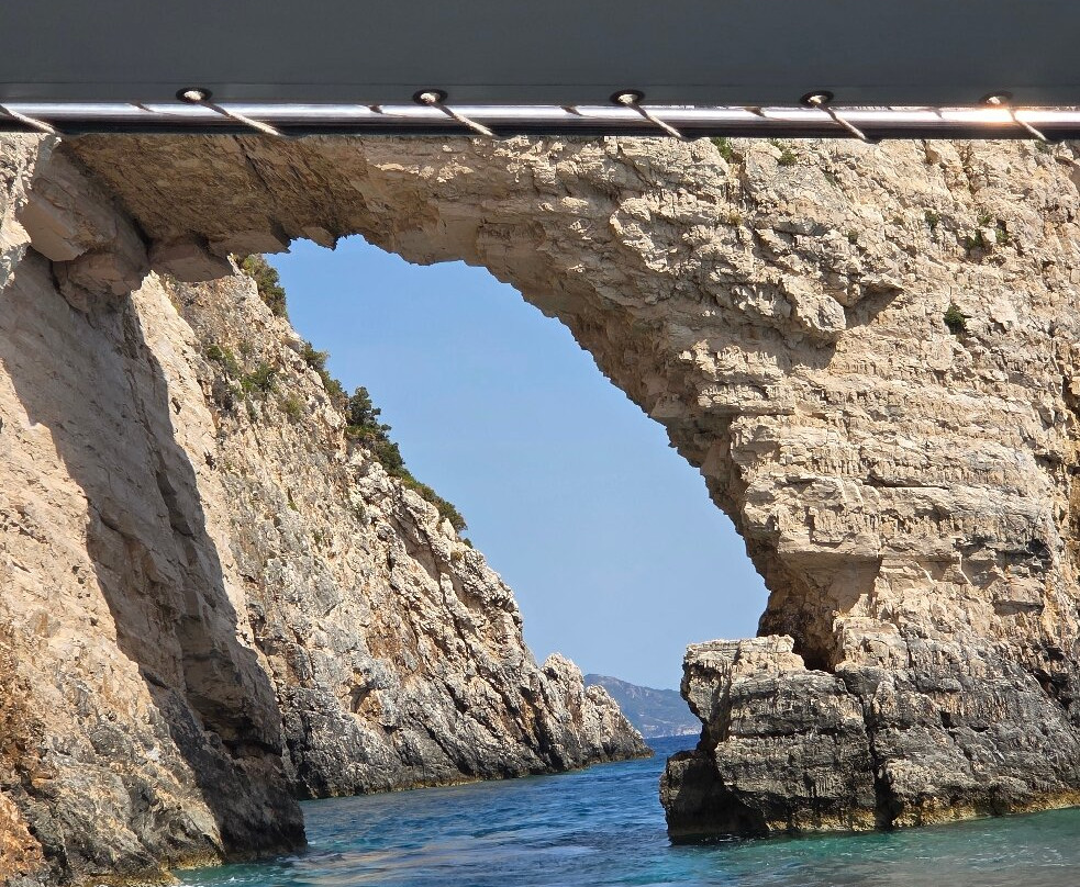 Village Inn Studios & Family Apartments主图