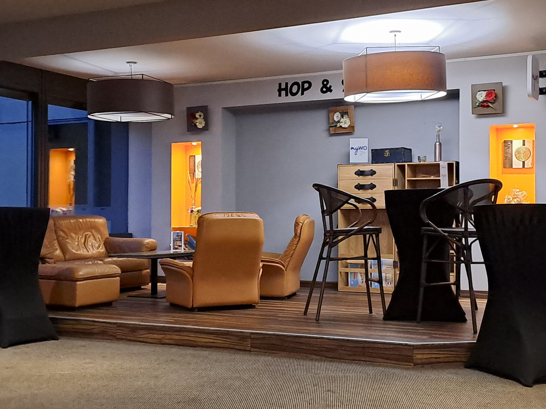 贝斯特韦斯特亚历山大公园酒店主图