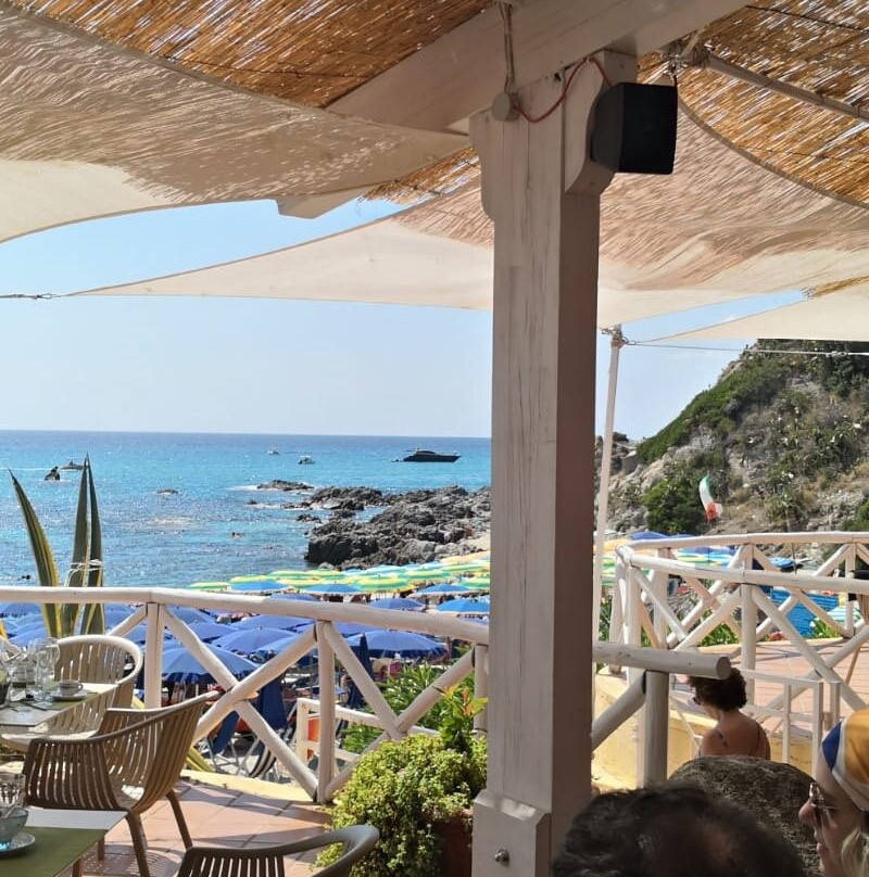 Grotticelle Beach-Capo Vaticano必去景点