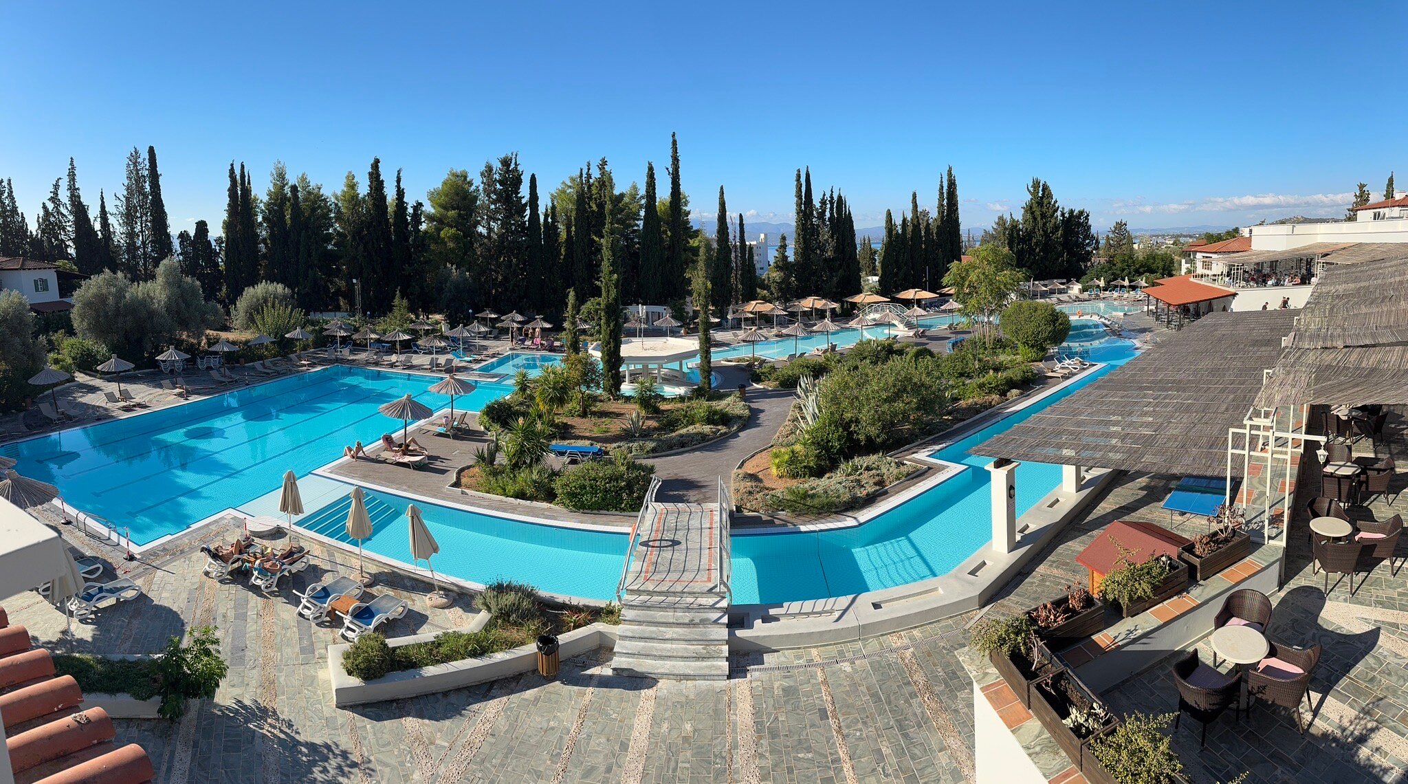 Zeus Eretria Resort-官方