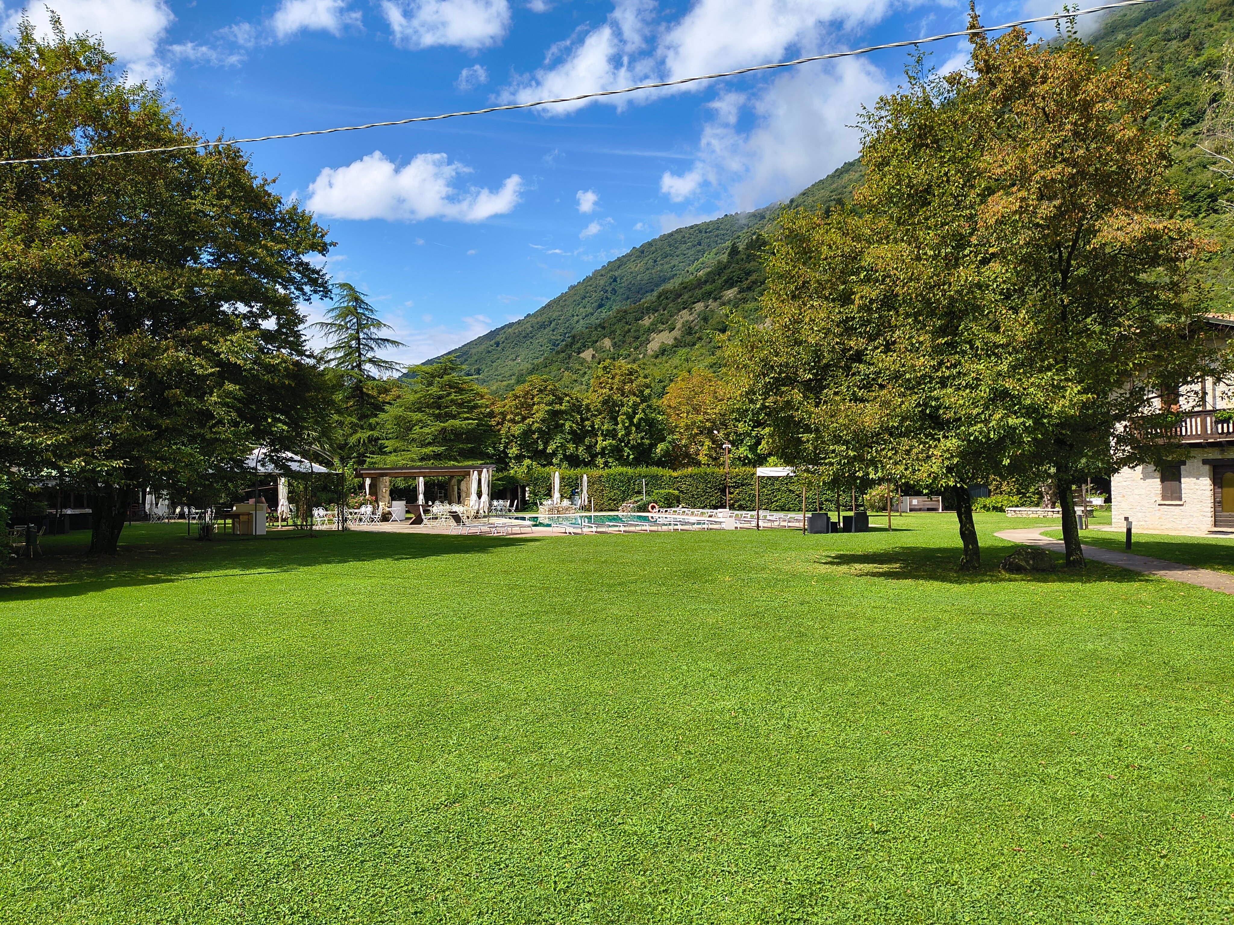 Ai Cadelach Hotel Ristorante Benessere-官方