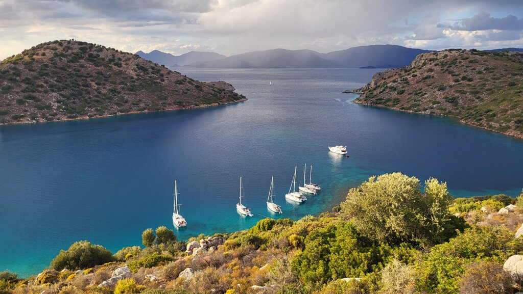 Navigare Yachting-马尔马里斯必去景点