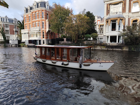 Pure Boats-阿姆斯特丹必去景点