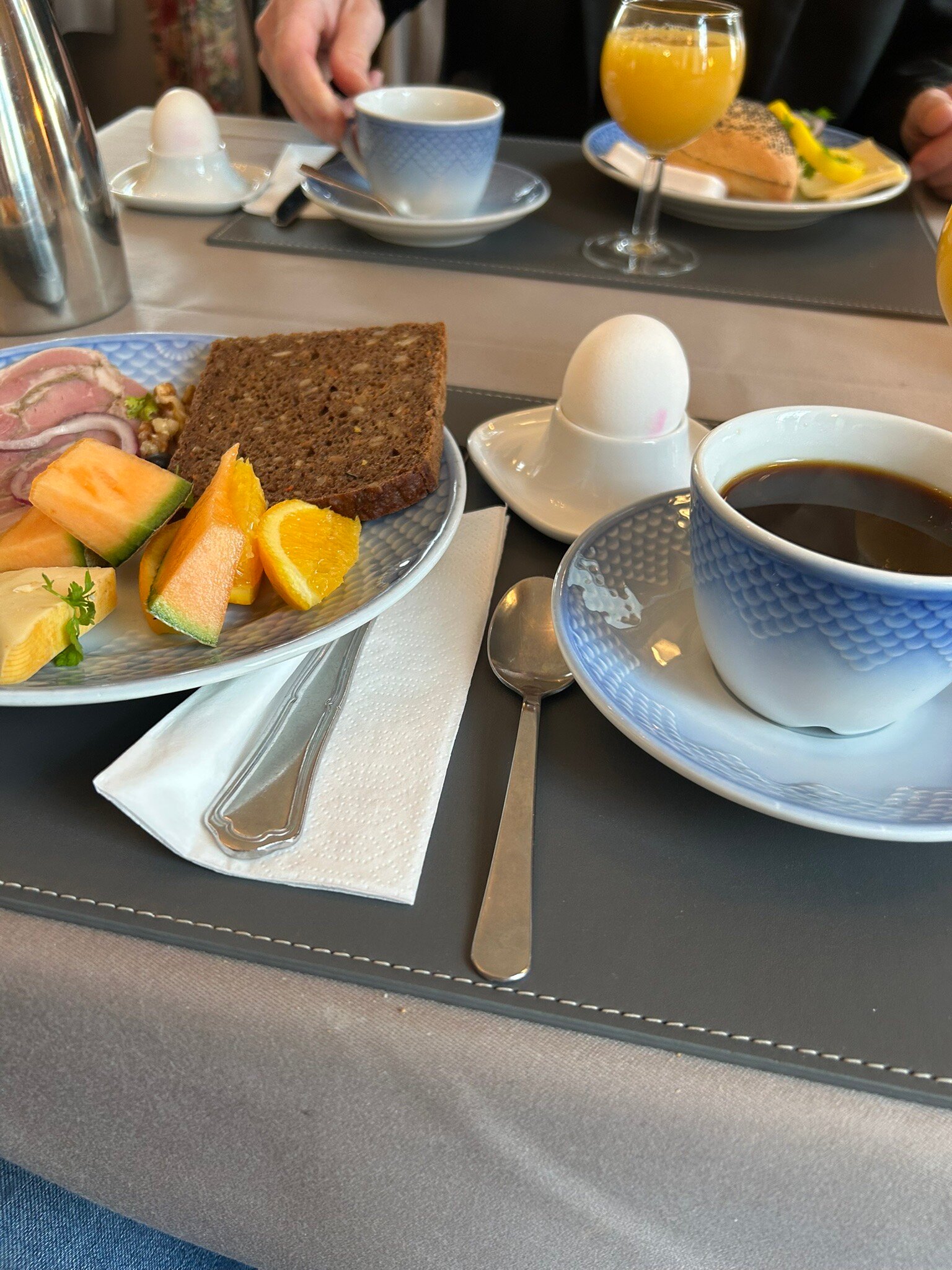 Den Gamle Graensekro-官方