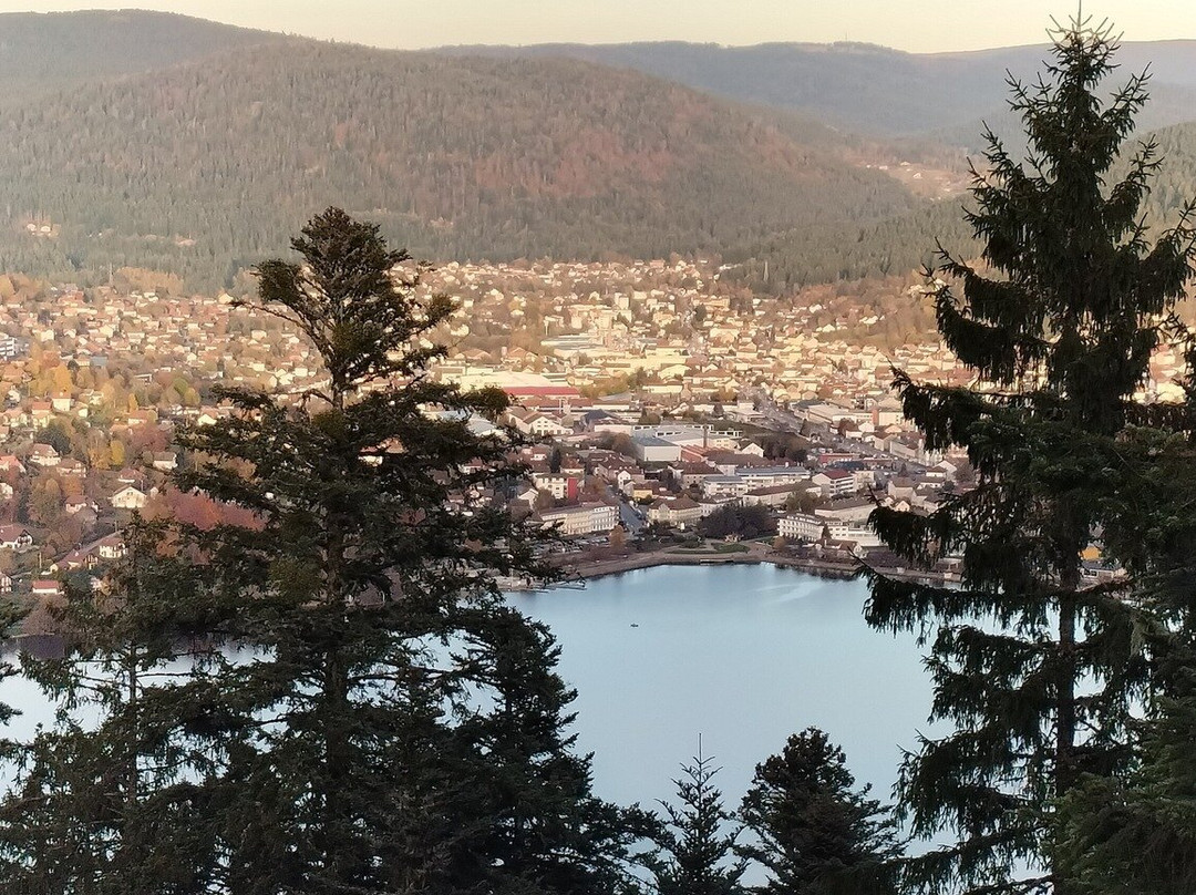 Observatoire de Merelle-热拉尔德梅必去景点