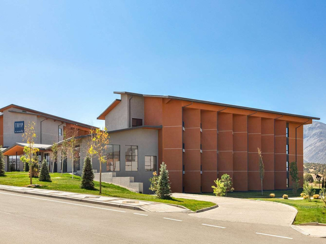 Tryp By Wyndham Zomin