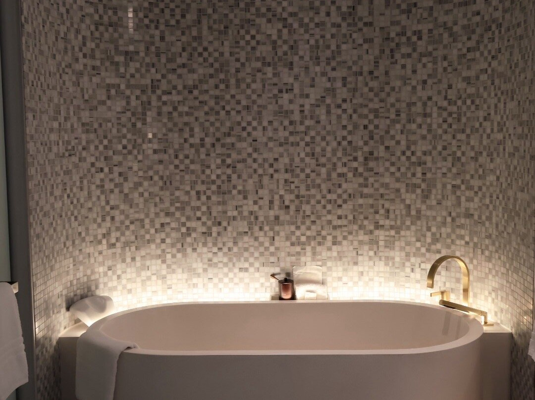 Four Seasons Hotel Kuwait at Burj Alshaya主图