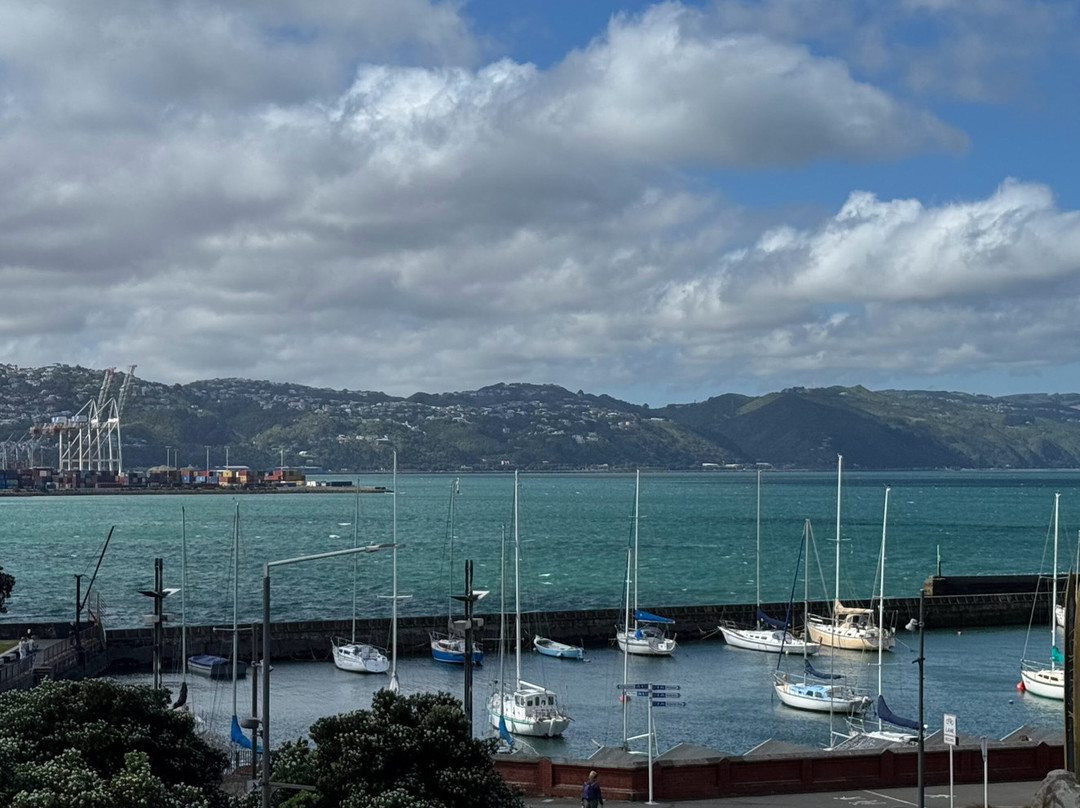 奥特尔酒店主图