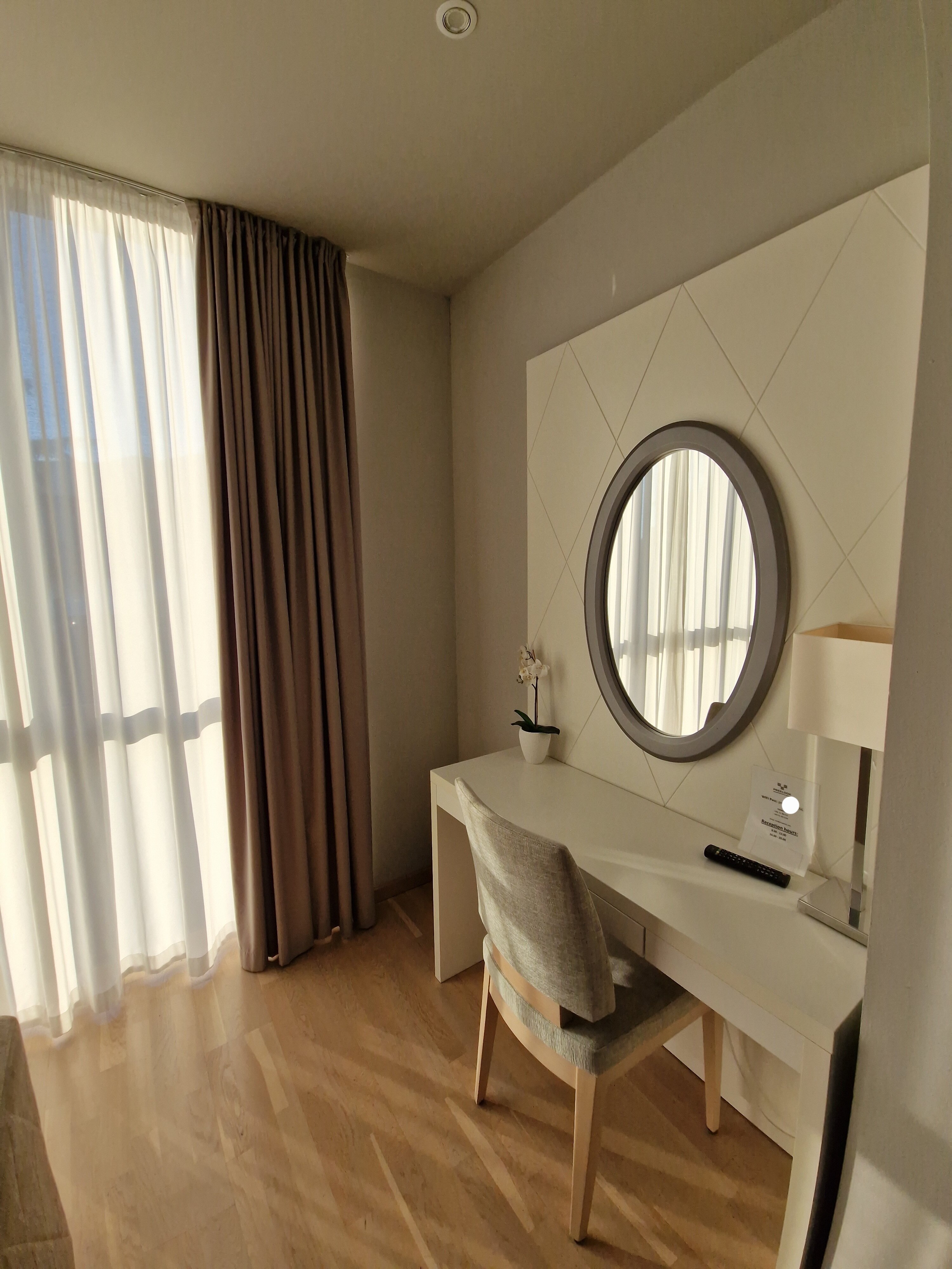 Apartments & Rooms Preelook-客卧