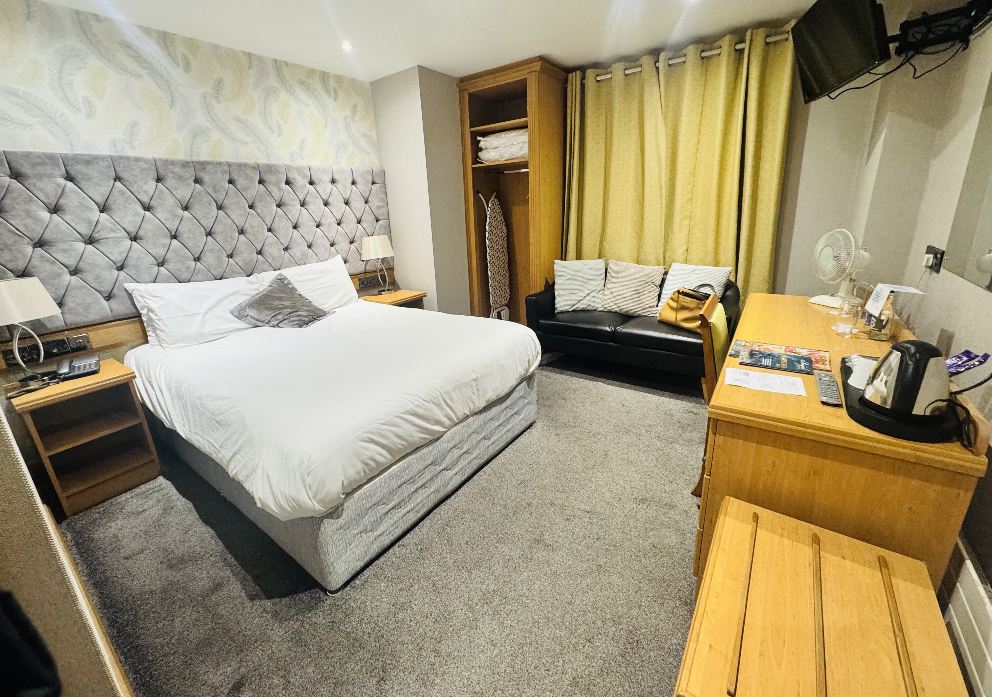 The Royal Hotel & Restaurant-官方