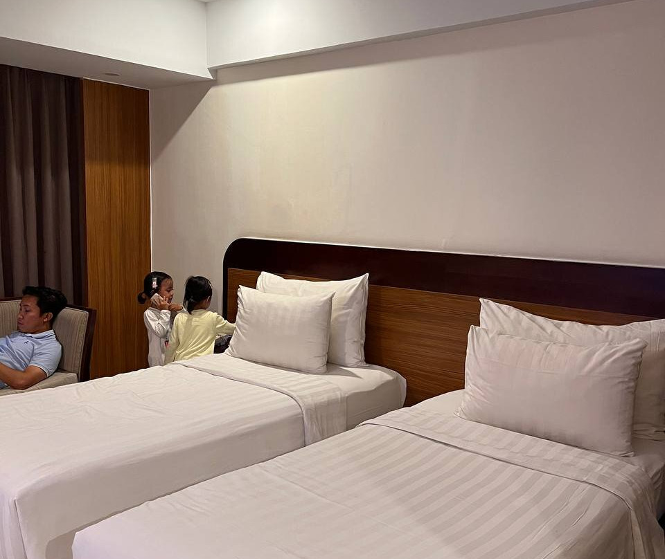 桑提卡三宝垄酒店主图