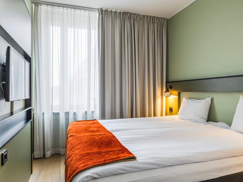 斯特兰德第一酒店主图