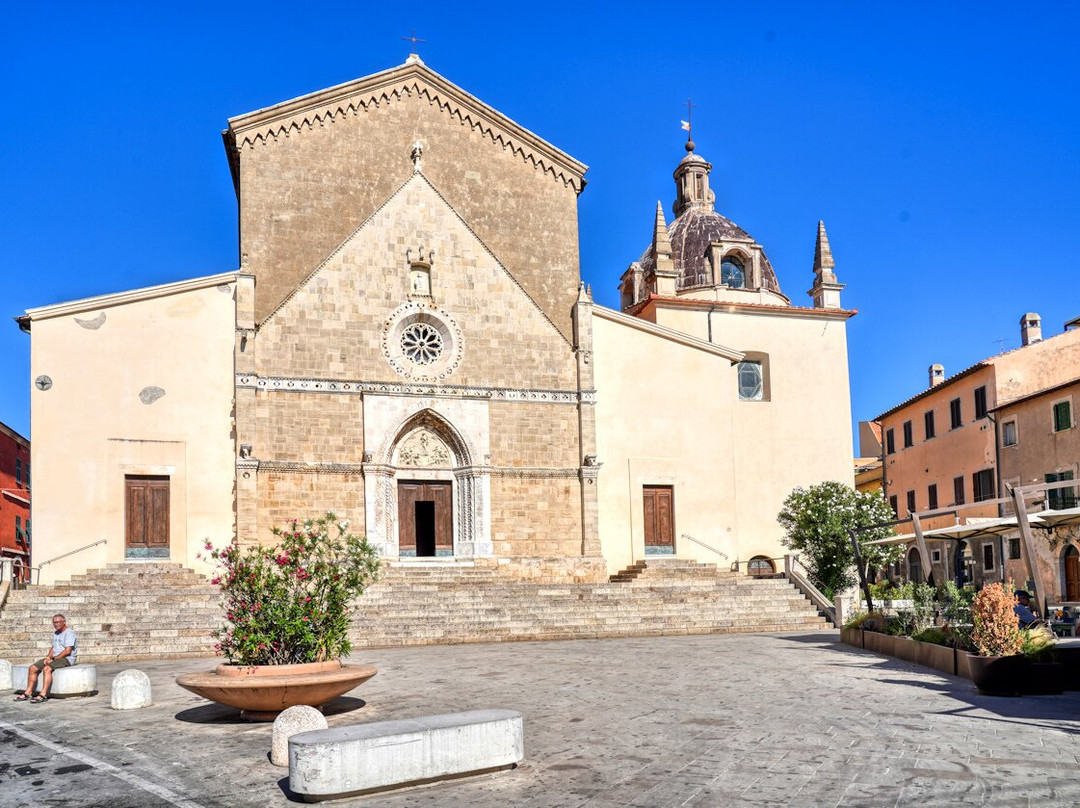Concattedrale di Santa Maria Assunta-奥尔贝泰洛必去景点