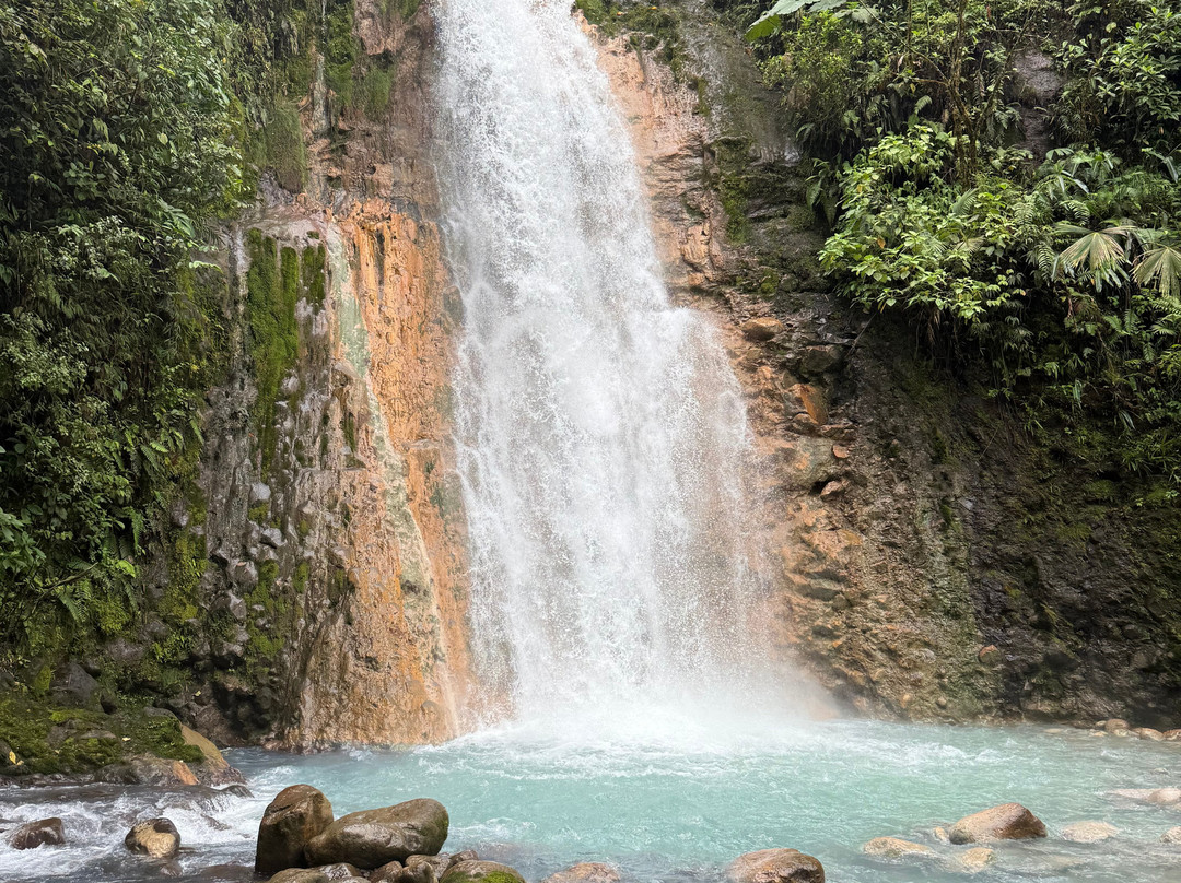 Blue Falls of Costa Rica-Bajos del Toro必去景点