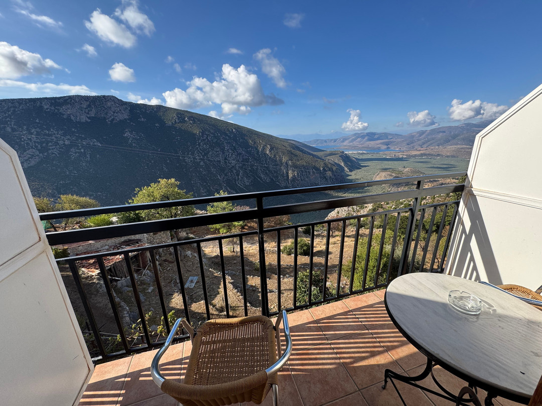 卫城戴尔斐酒店主图