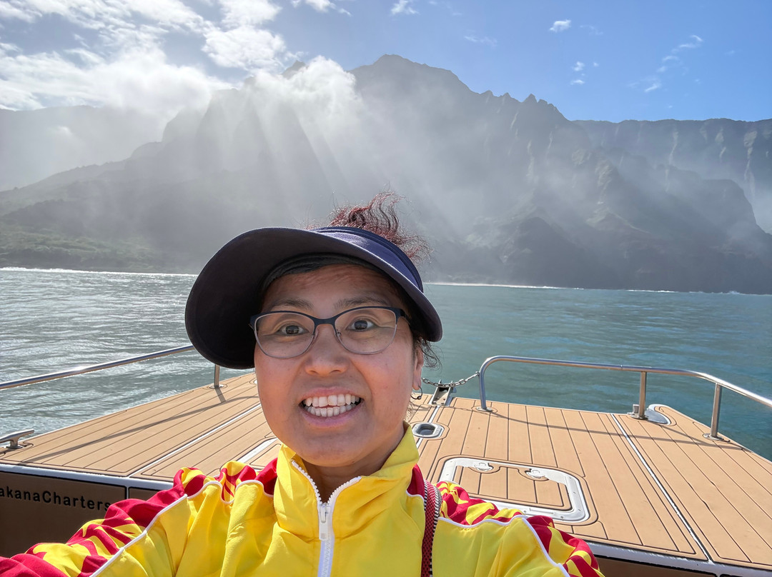 Makana Charters and Tours-卡慕也拉必去景点